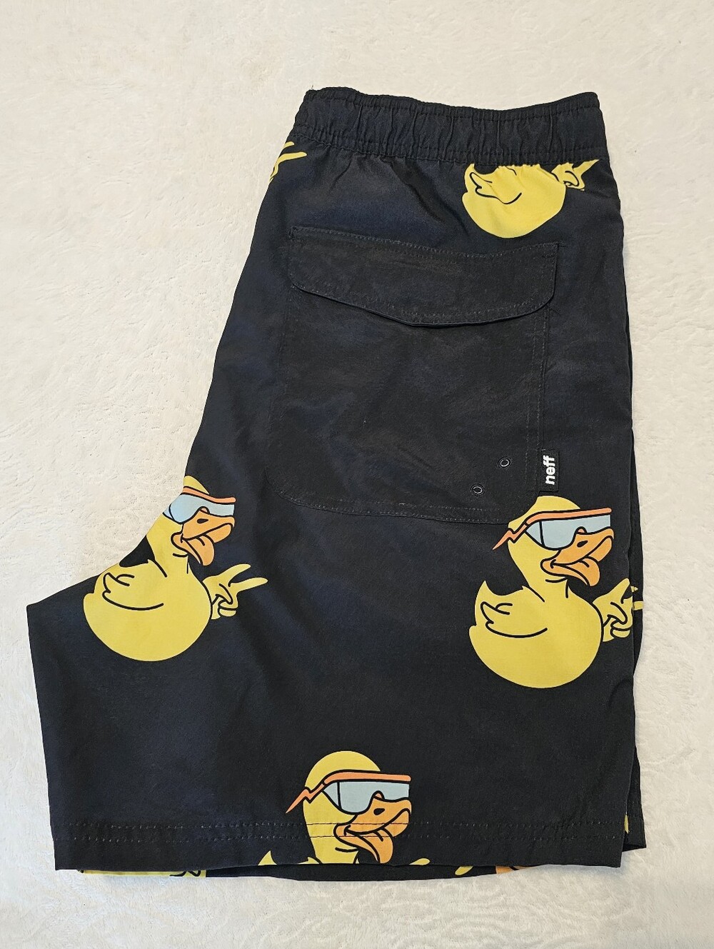 Neff Men's Swim Trunks Size Large Black Ducky Peace Sign Swim Shorts Hot Tub Euc